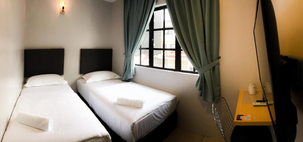 Hako Xpress Tmn Skudai Baru Hotel Eksteriør billede